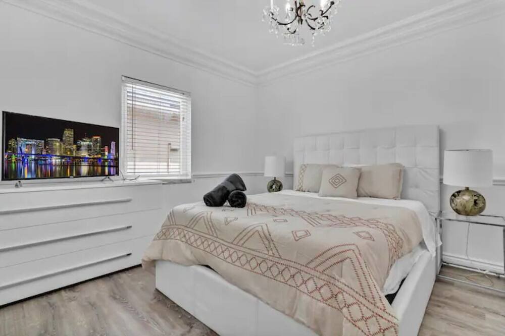 Photo of Bedroom in The Roads