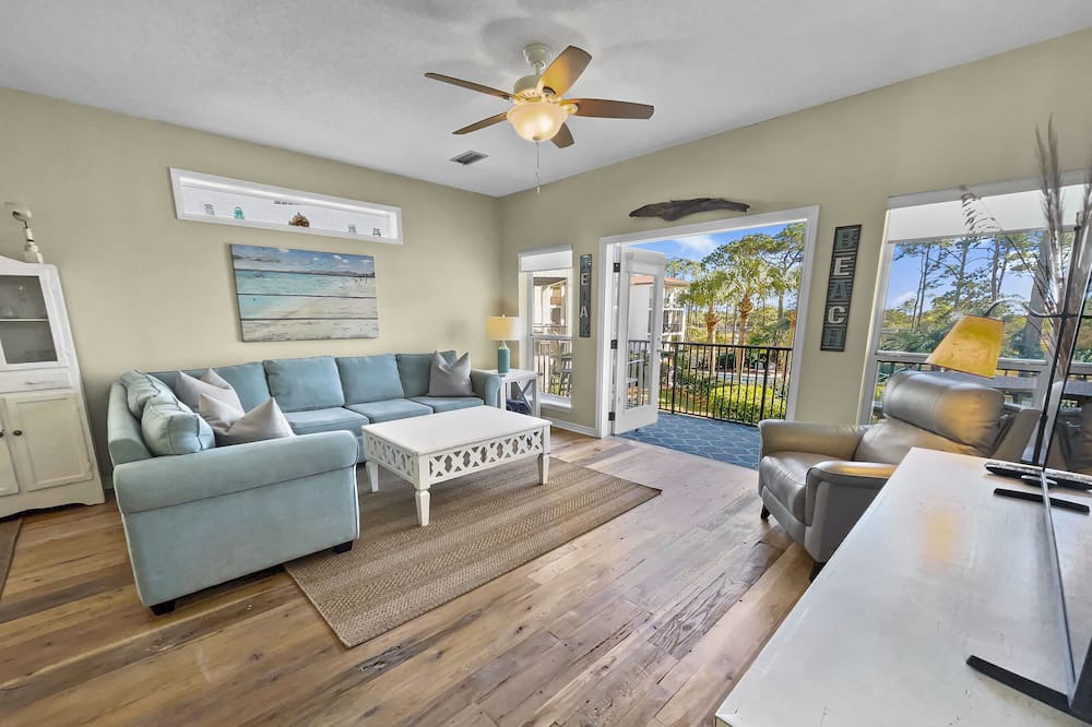 Photo of Patio Balcony in WaterSound West Beach