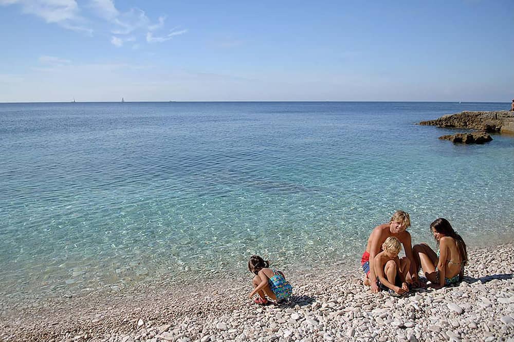 Photo of Others in Kastel