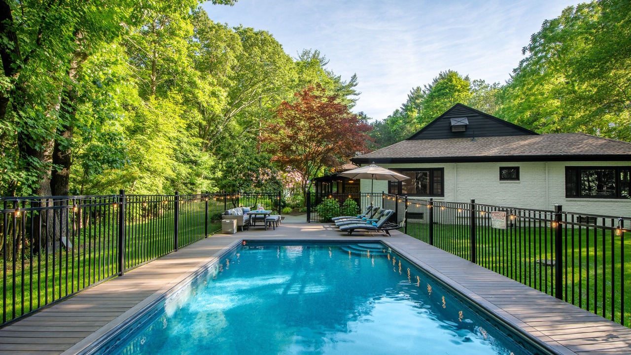 Photo of Outdoor in Hurley
