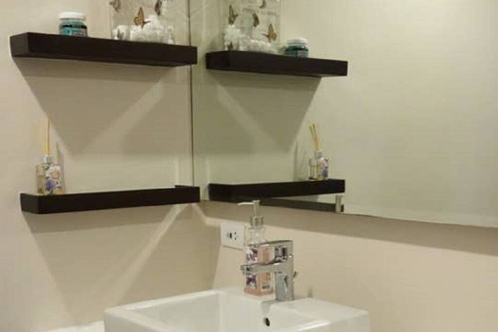 Photo of Bathroom in Barangay 16