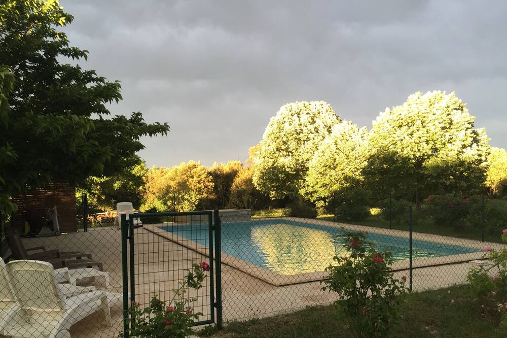 Photo of Outdoor in Labastide-de-Virac
