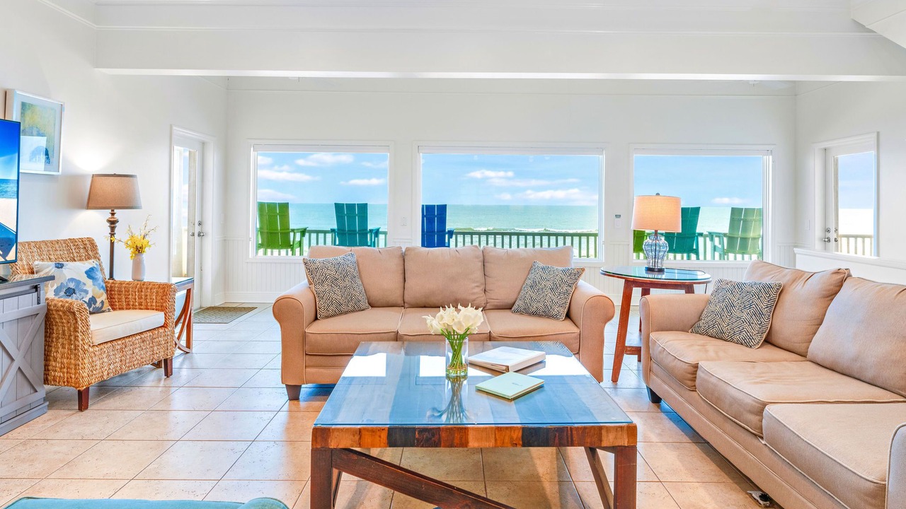 Photo of Livingroom in Treasure Beach Village
