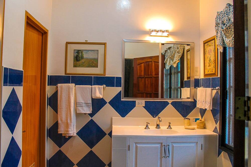 Photo of Bathroom in Malitbog