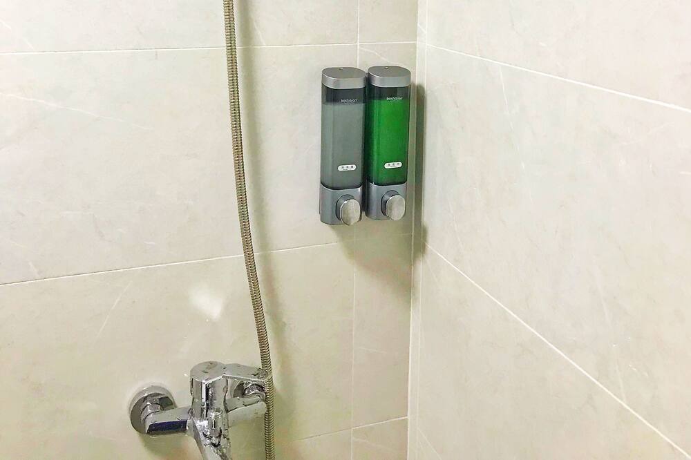 Photo of Bathroom in Haizhu