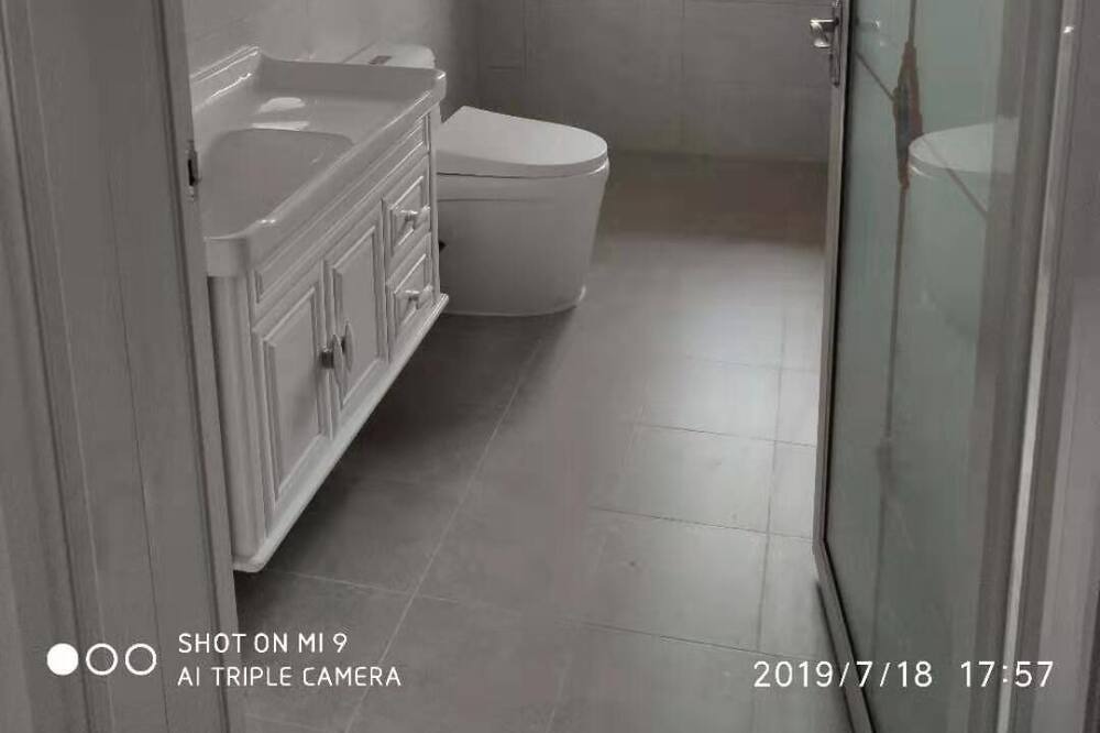 Photo of Bathroom in Luoyang