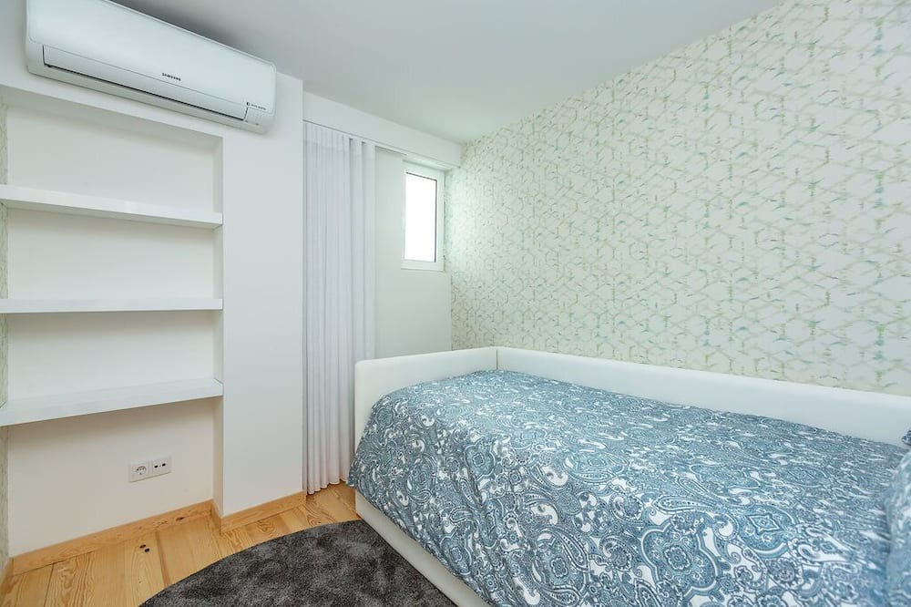 Photo of Bedroom in Cascais