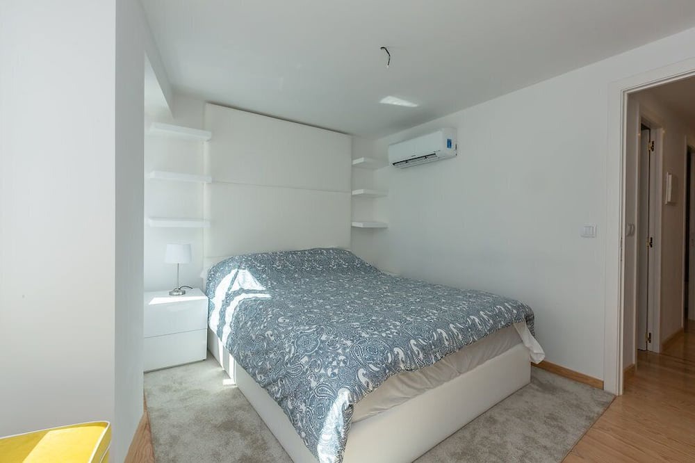 Photo of Bedroom in Cascais