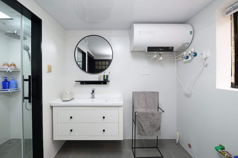 Photo of Bathroom in Jing'an