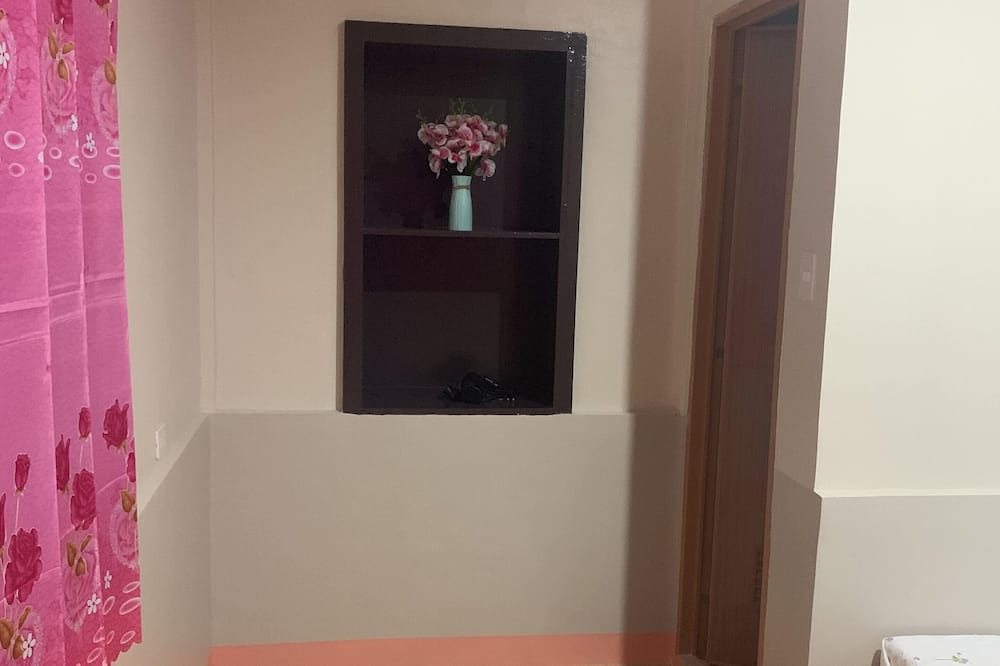 Photo of Bedroom in Basdiot