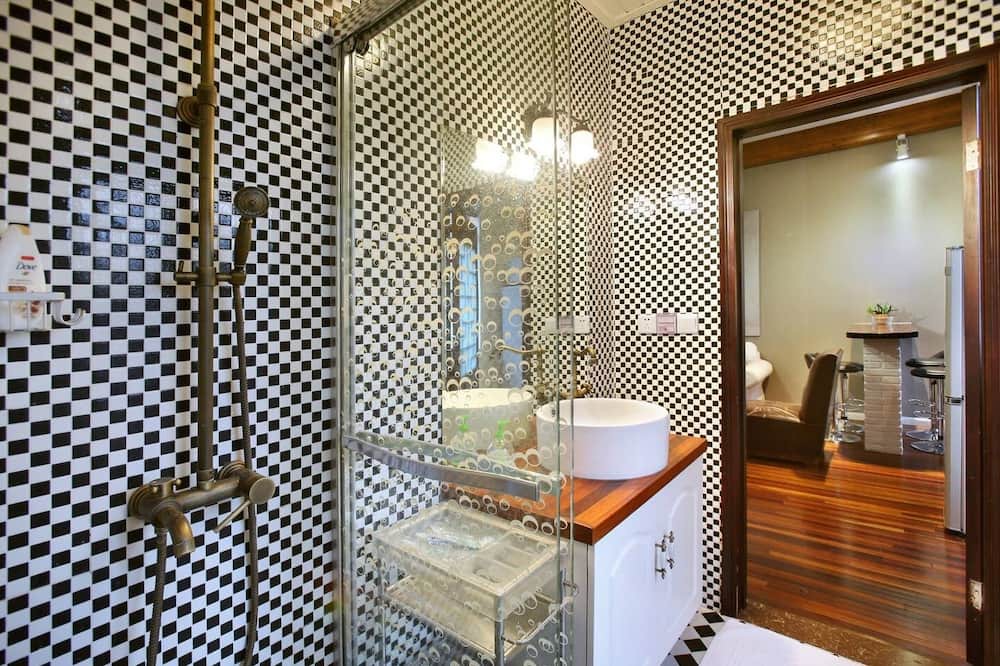Photo of Bathroom in Jing'an