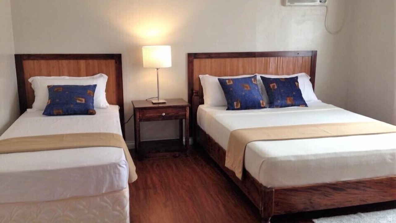 Photo of Bedroom in Basco