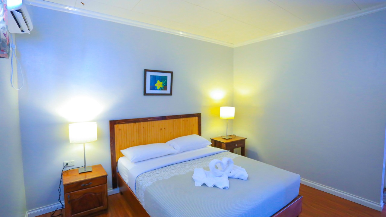 Photo of Bedroom in Basco