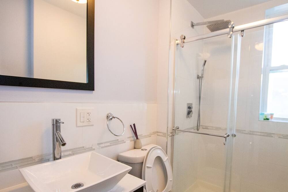 Photo of Bathroom in Hoboken