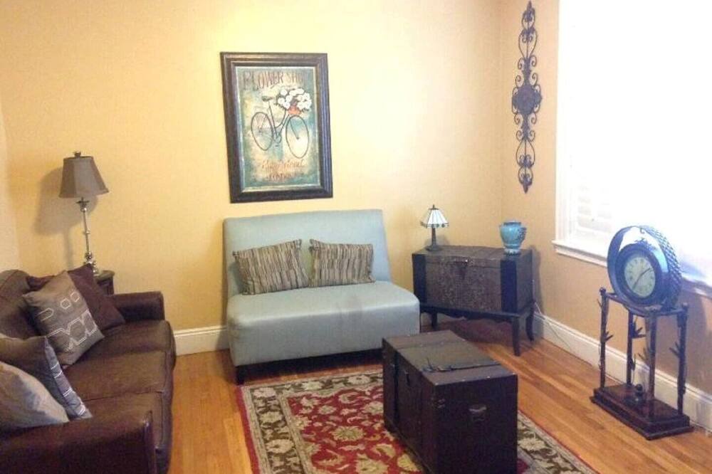 Photo of Livingroom in West Fens