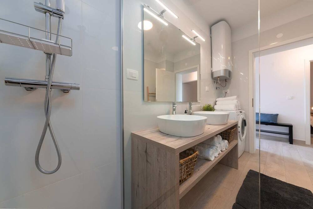 Photo of Bathroom in Porec