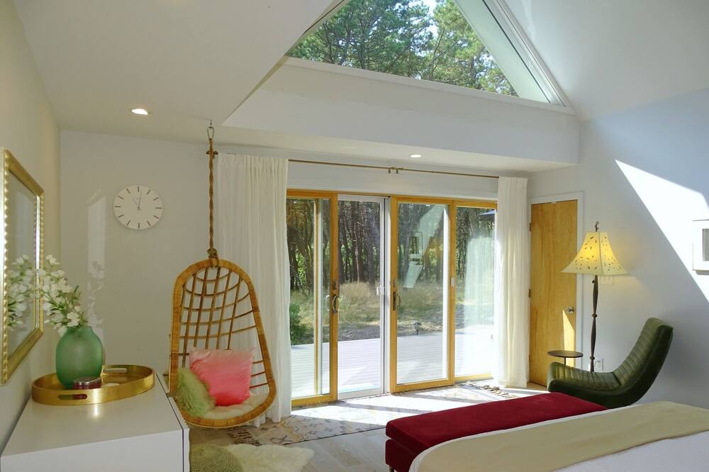 Photo of Outdoor in Indian Neck Heights