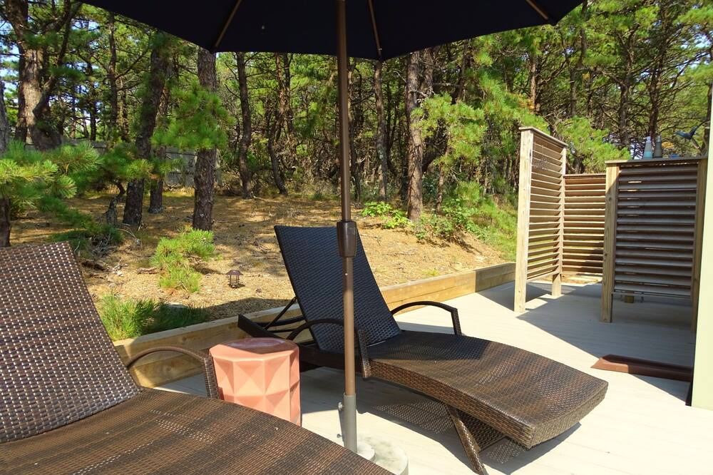 Photo of Outdoor in Indian Neck Heights