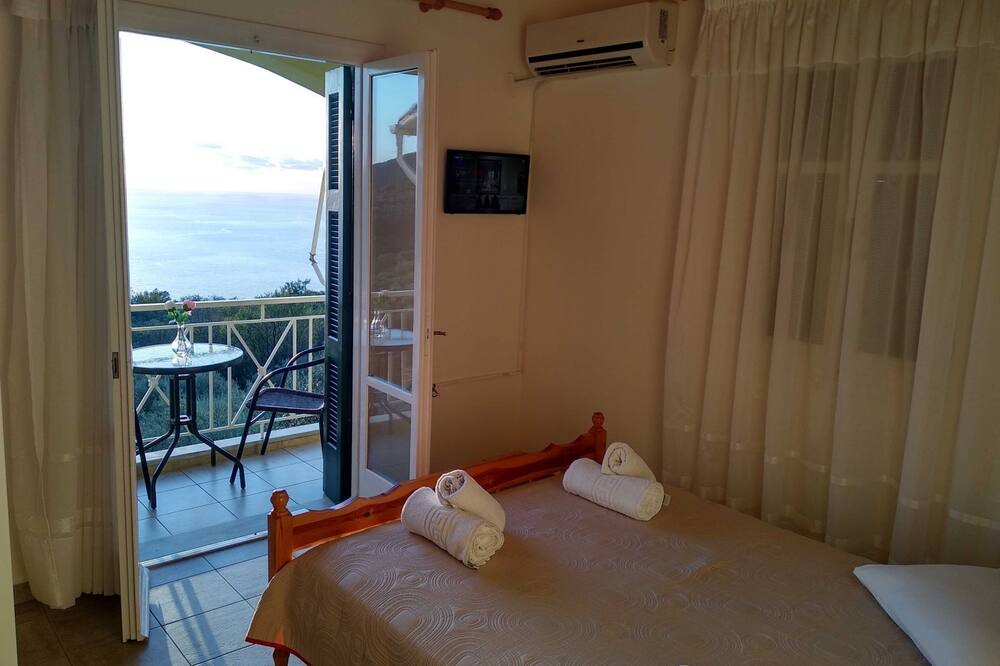 Photo of Bedroom in Kalamitsi