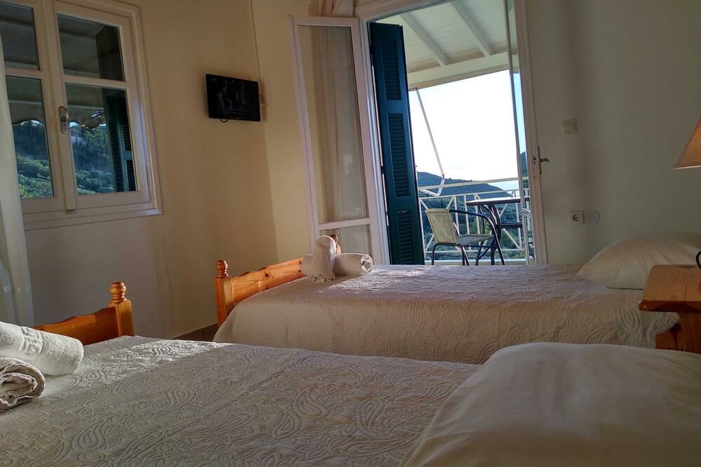 Photo of Bedroom in Kalamitsi