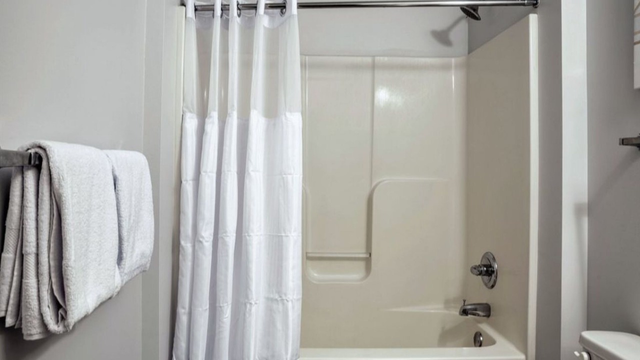 Photo of Bathroom in Mile Square