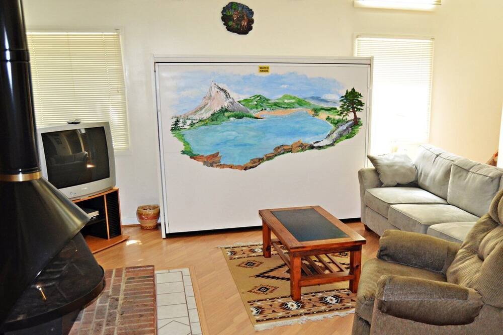 Photo of Livingroom in Basye