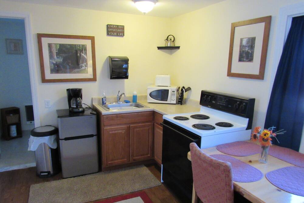 Photo of Kitchen in Wading River