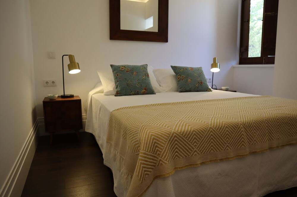 Photo of Bedroom in Benatrite