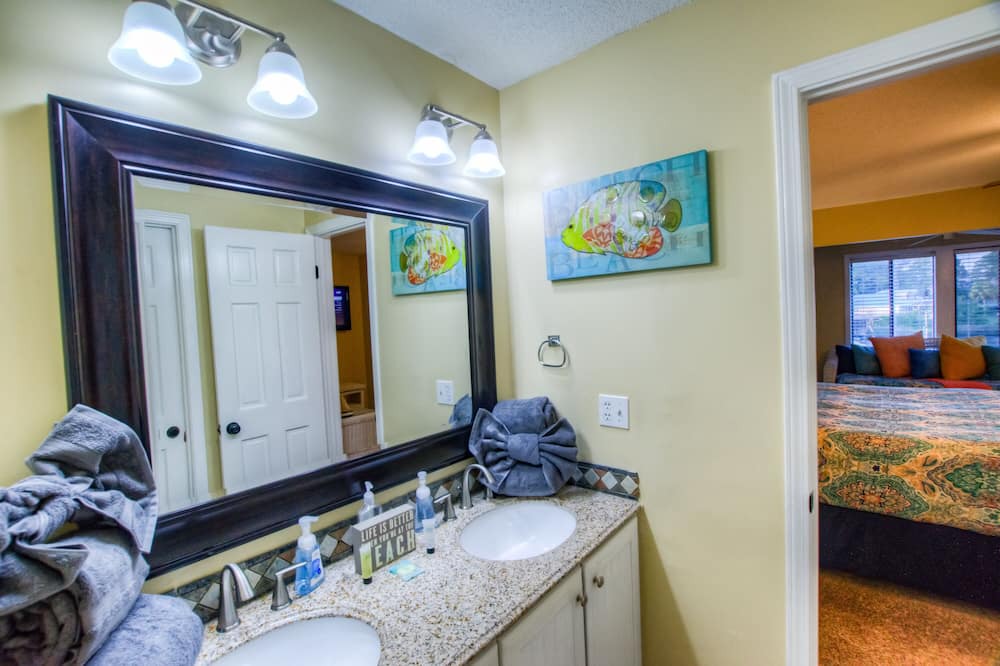 Photo of Bathroom in Gulf Lagoon Beach