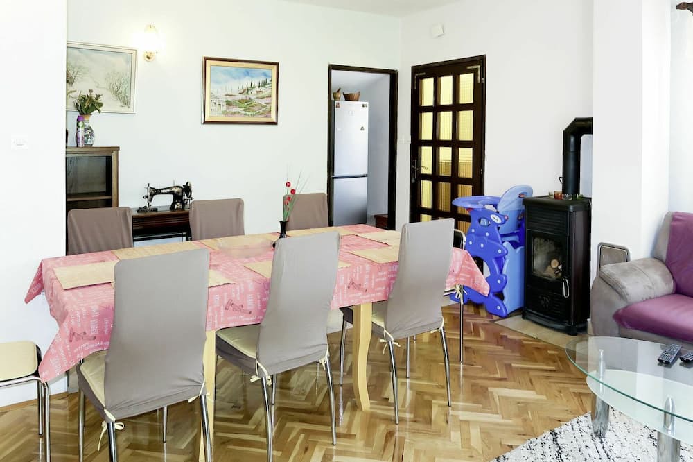 Photo of Bedroom in Srijane