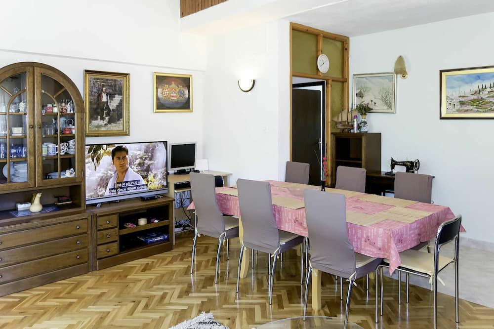 Photo of Bedroom in Srijane