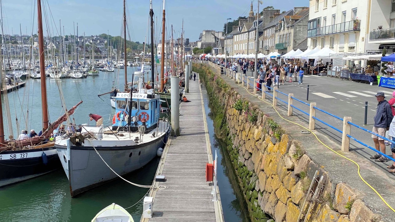 Photo of Others in Etables-sur-Mer