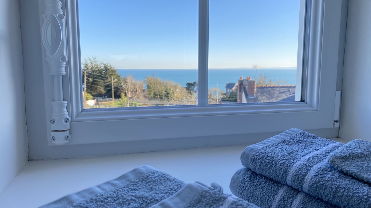 Photo of Bathroom in Etables-sur-Mer