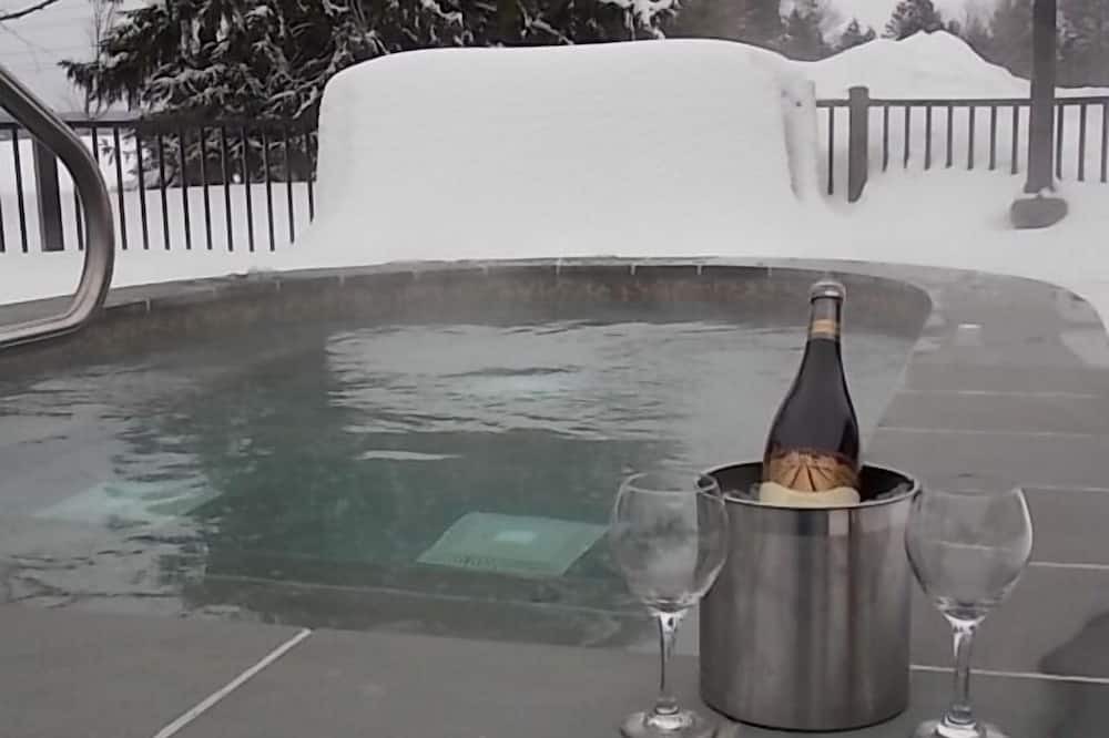 Photo of Outdoor in Clymer