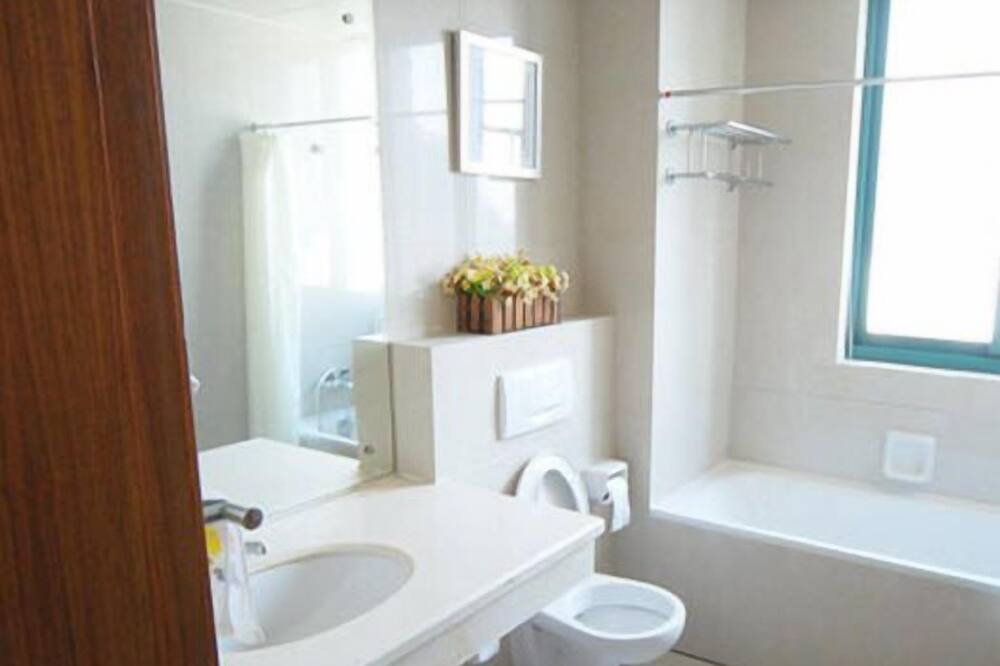 Photo of Bathroom in Lujiazui