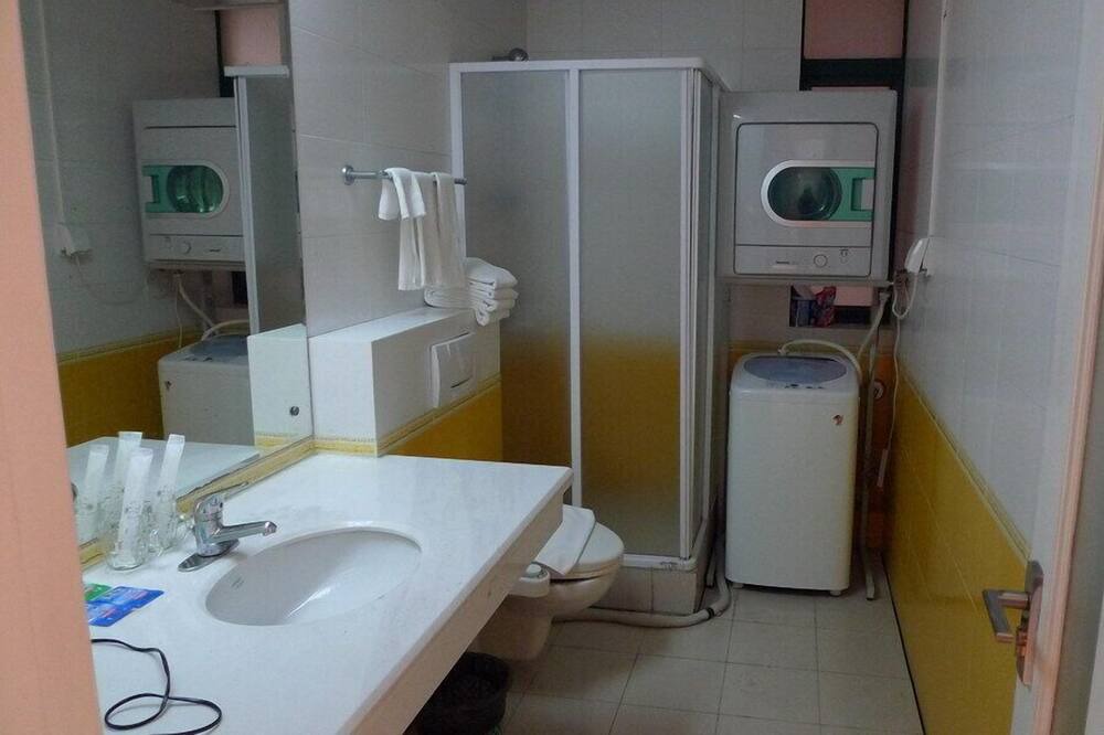 Photo of Bathroom in Lujiazui