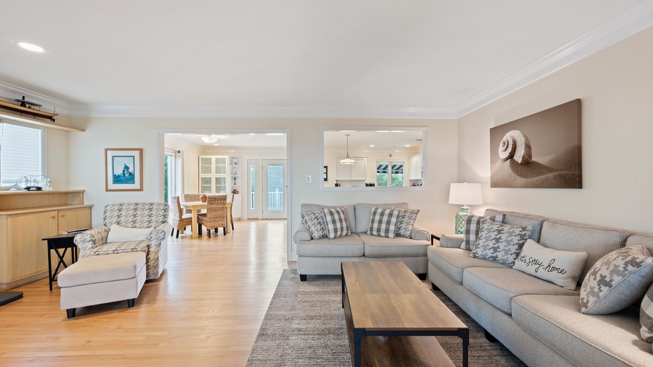 Photo of Livingroom in Mount Sinai