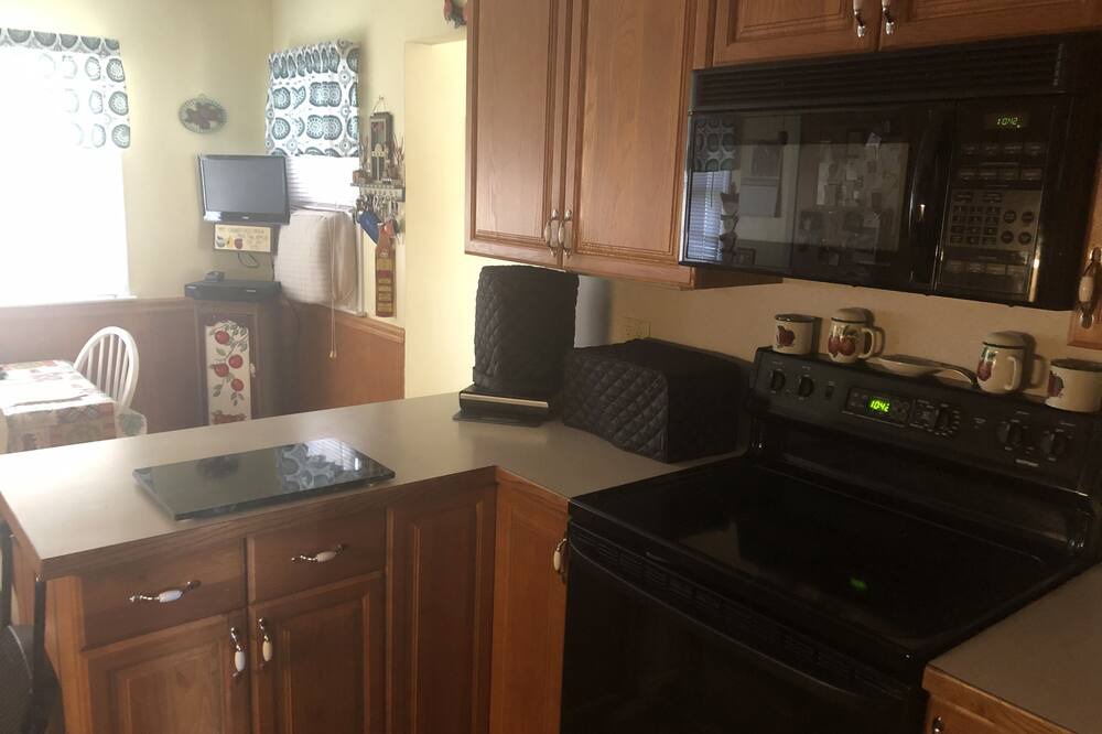 Photo of Kitchen in Center Moriches