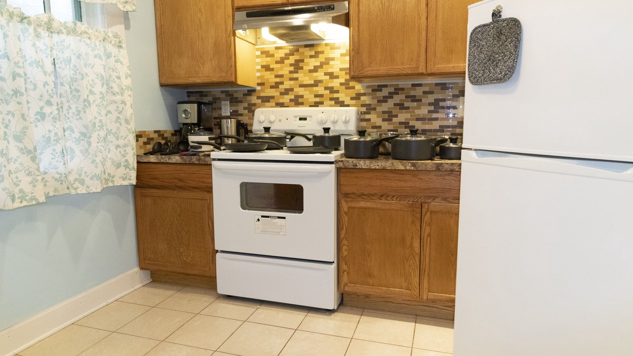 Photo of Kitchen in Downtown Niagara Falls