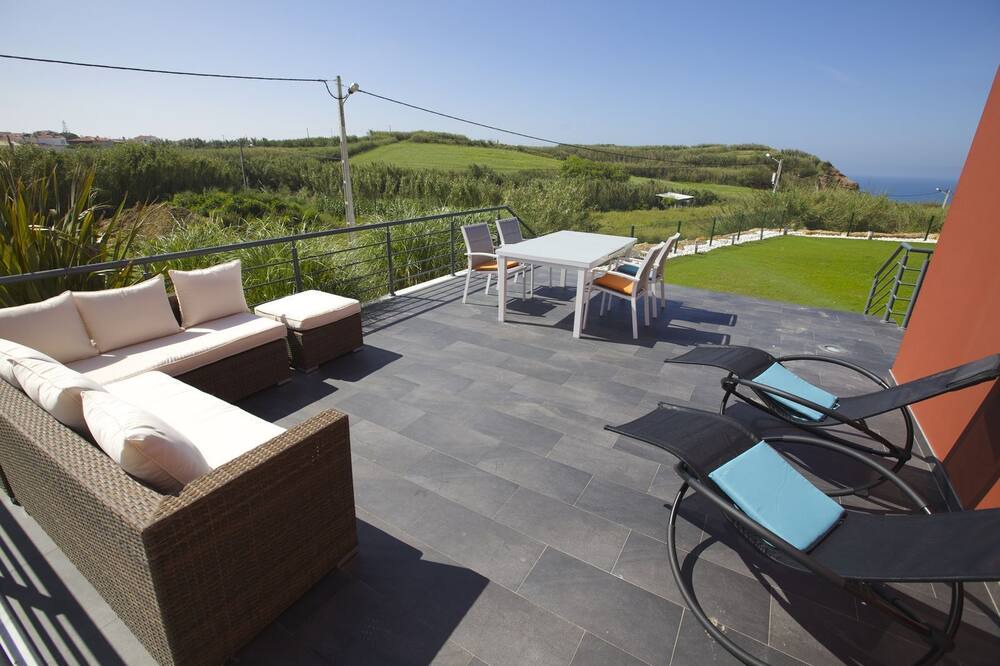 Photo of Patio Balcony in Sao Pedro da Cadeira