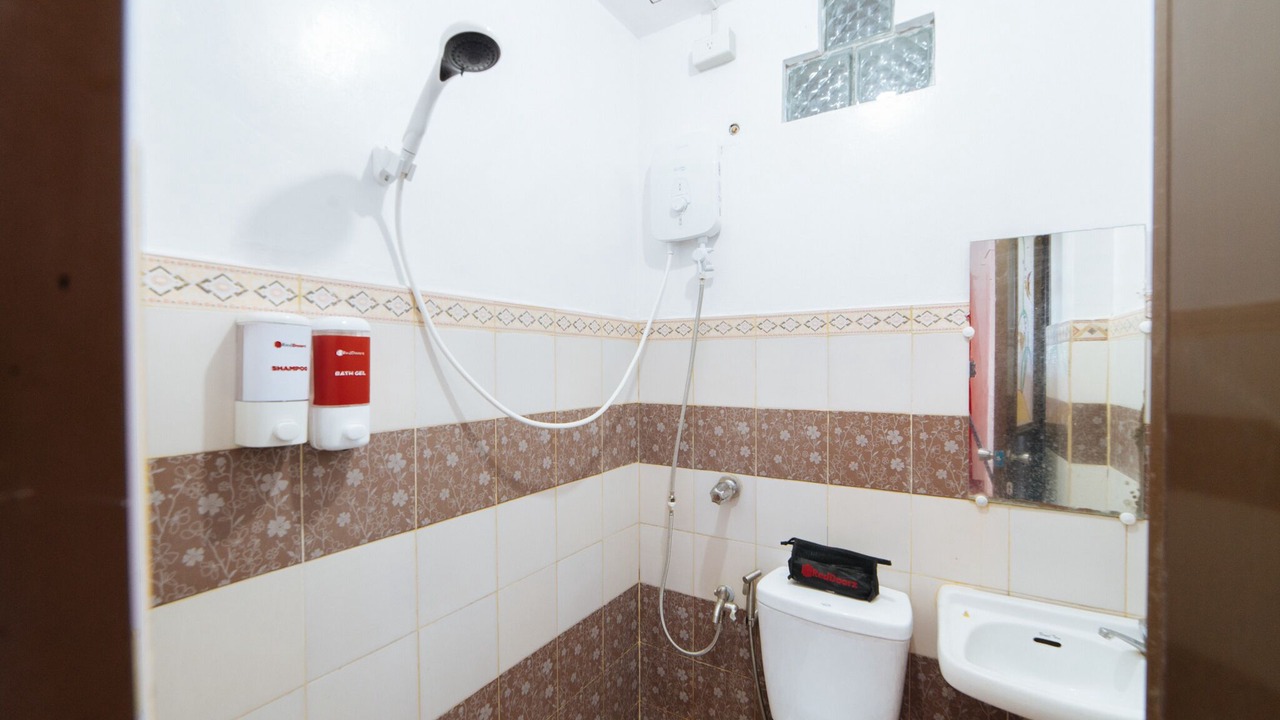 Photo of Bathroom in Legazpi