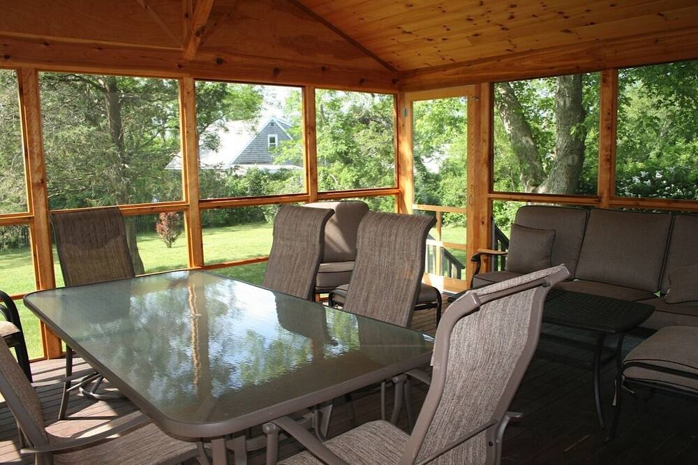 Photo of Bedroom in Campground Landing