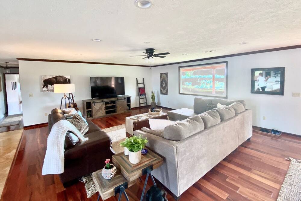 Photo of Bedroom in Haywood