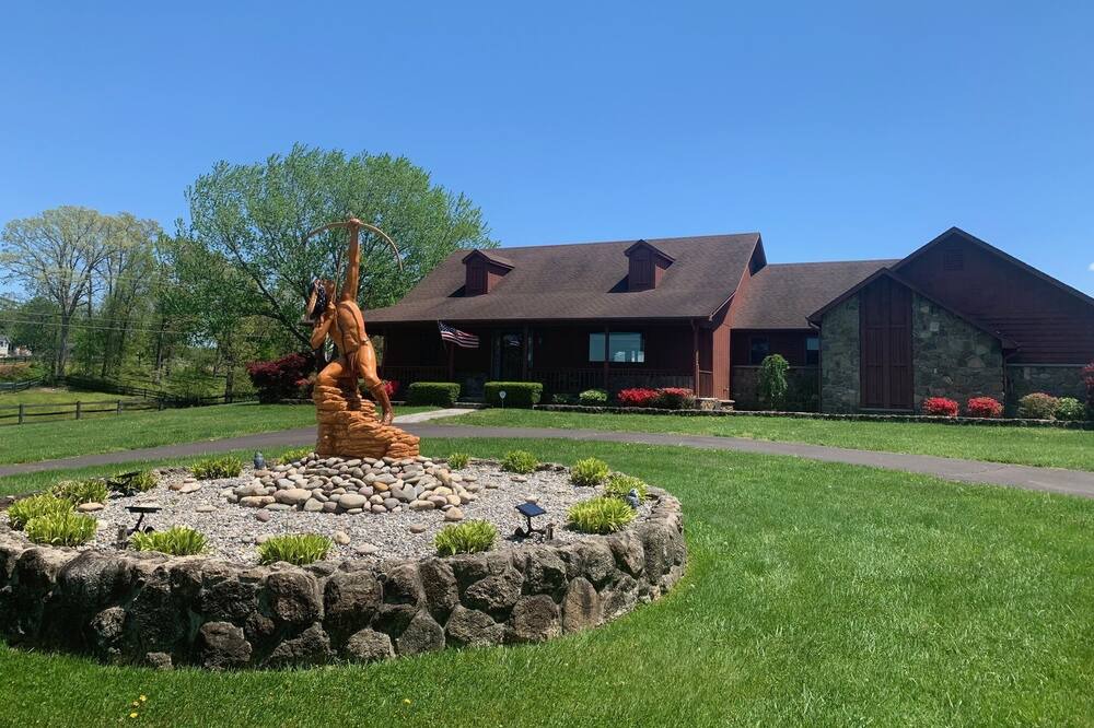 Photo of Outdoor in Haywood