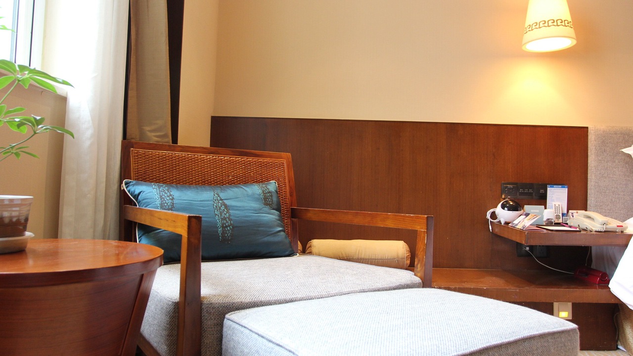 Photo of Bedroom in Daocheng