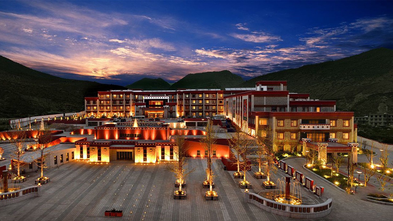 Photo of Outdoor in Daocheng