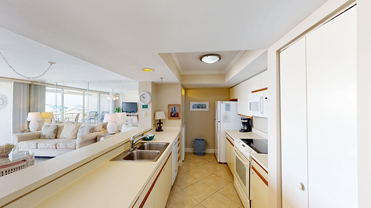 Photo of Kitchen in Holiday Isle