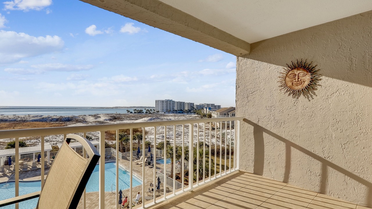 Photo of Patio Balcony in Holiday Isle
