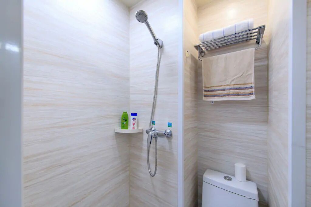 Photo of Bathroom in Jinsong Panjiayuan