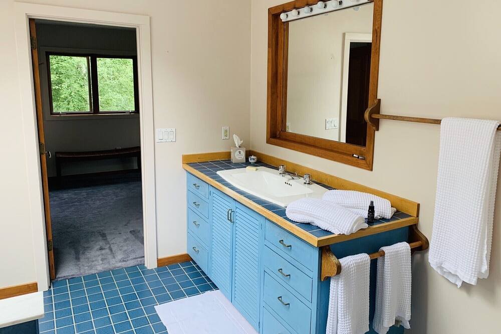 Photo of Bathroom in West Stockbridge